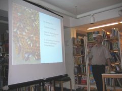 Grossansicht in neuem Fenster: Vortrag Bienen, Hummeln, Wespen im Garten und in der Landschaft
