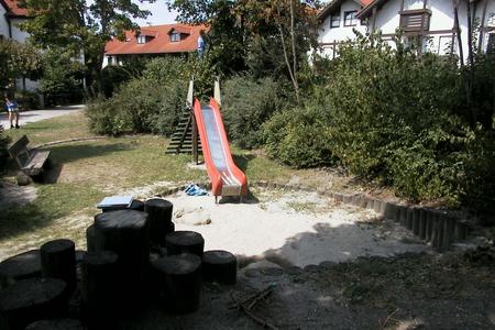 Grossansicht in neuem Fenster: Spielplatz am Ginsterweg