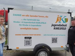 Michael Gold spendet Anhänger-Beschriftung für das Spielmobil Michael Gold spendet Anhänger-Beschriftung für das Spielmobil