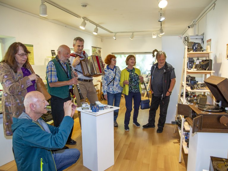 Heimatmuseum: Große Eröffnung der Sonderausstellung „Als GESTERN noch HEUTE war – Geschichten vom Wandel im Alltag“